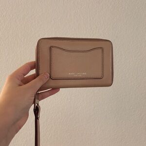 Marc Jacobs Leather Zip Around Wristlet Nude- Pre Loved